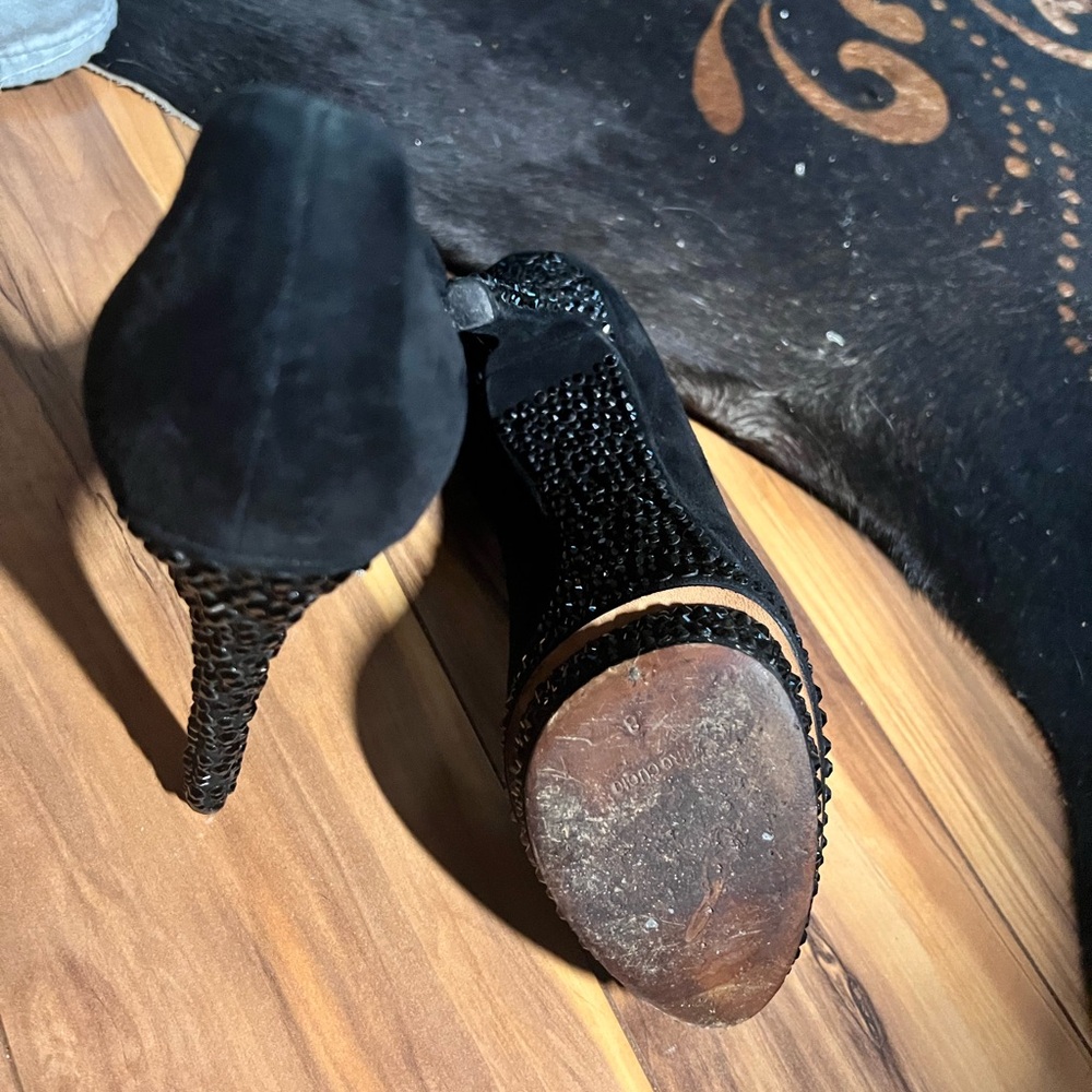Brian Atwood Crystal embellish suede pumps - Picture 5 of 5